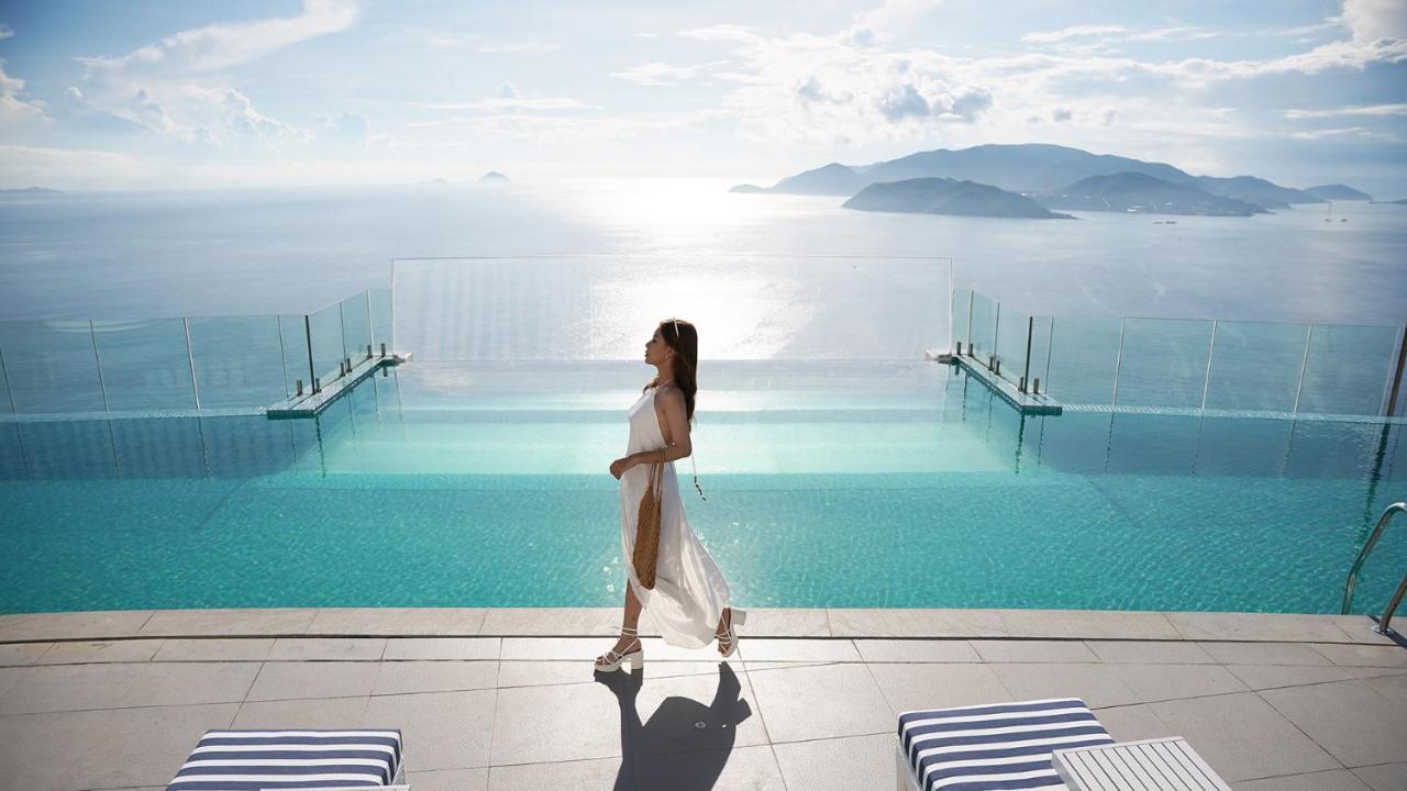 Căn hộ sang trọng đối diện biển và quảng trường Apartamento Nha Trang Exterior foto