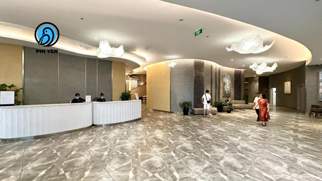 Căn hộ sang trọng đối diện biển và quảng trường Apartamento Nha Trang Exterior foto