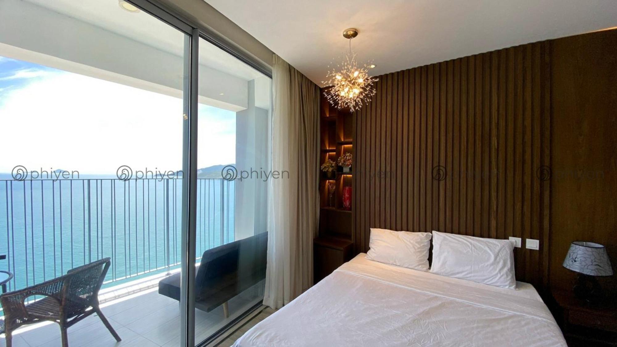Căn hộ sang trọng đối diện biển và quảng trường Apartamento Nha Trang Exterior foto