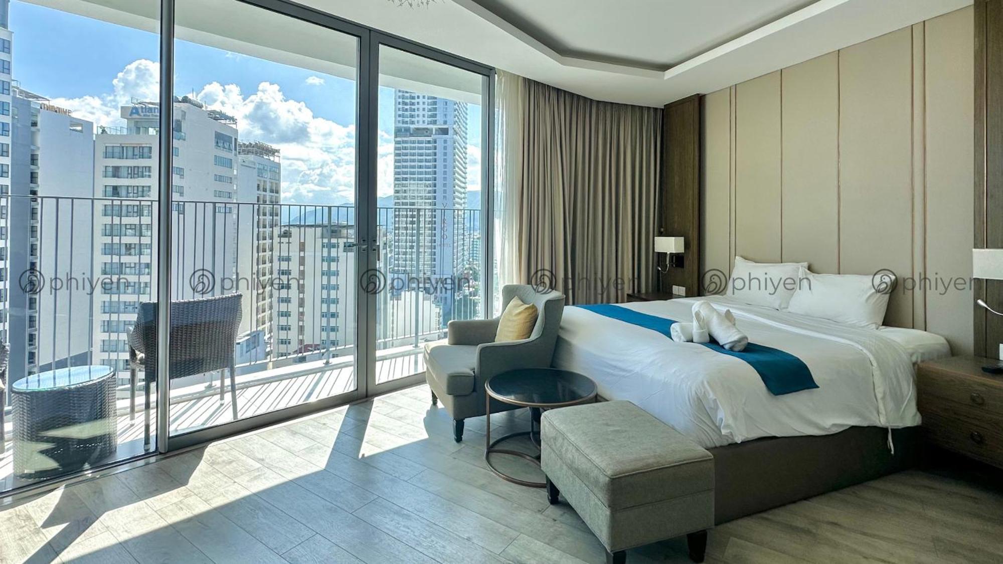 Căn hộ sang trọng đối diện biển và quảng trường Apartamento Nha Trang Exterior foto